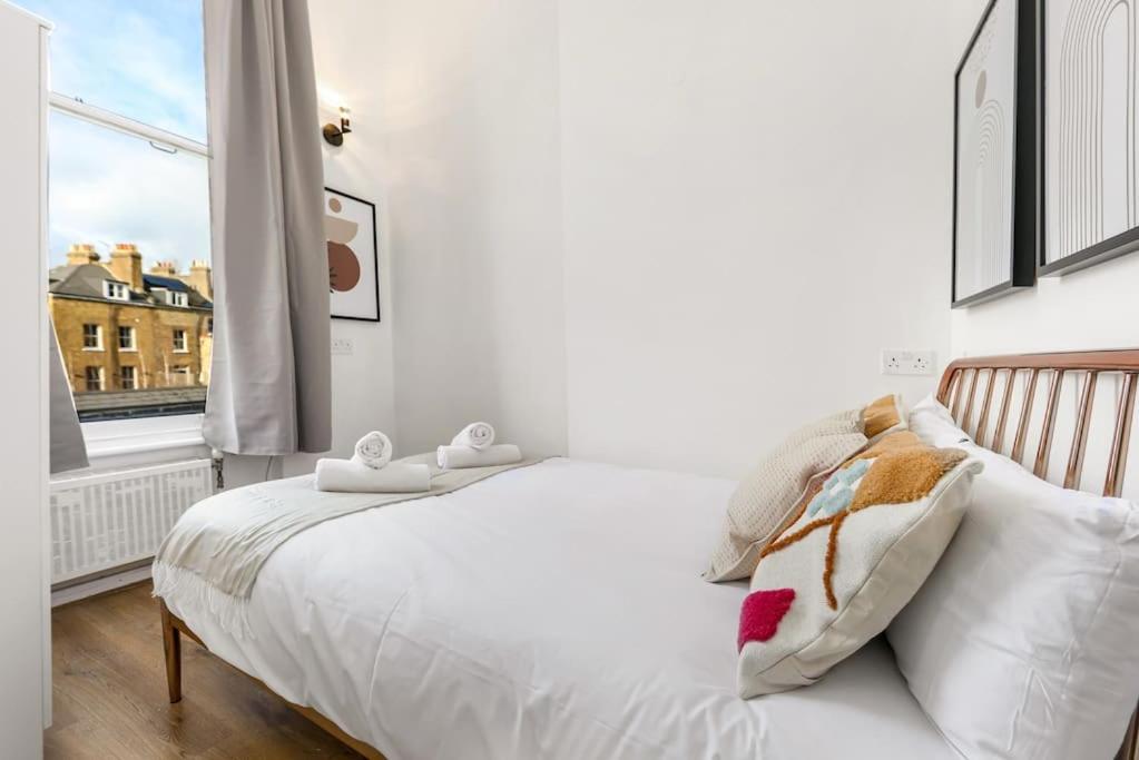 Cosy Place Near Camden Town Лондон Екстериор снимка