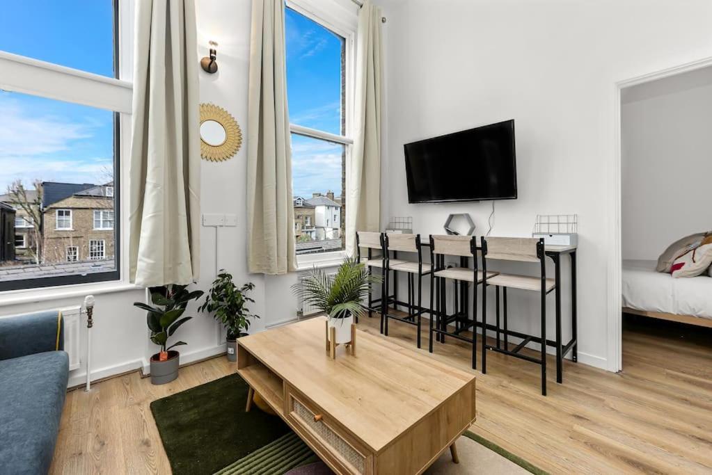 Cosy Place Near Camden Town Лондон Екстериор снимка
